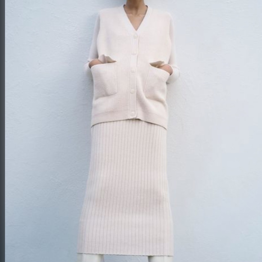 Zara Cream Oversized Sweater Vest, Size M